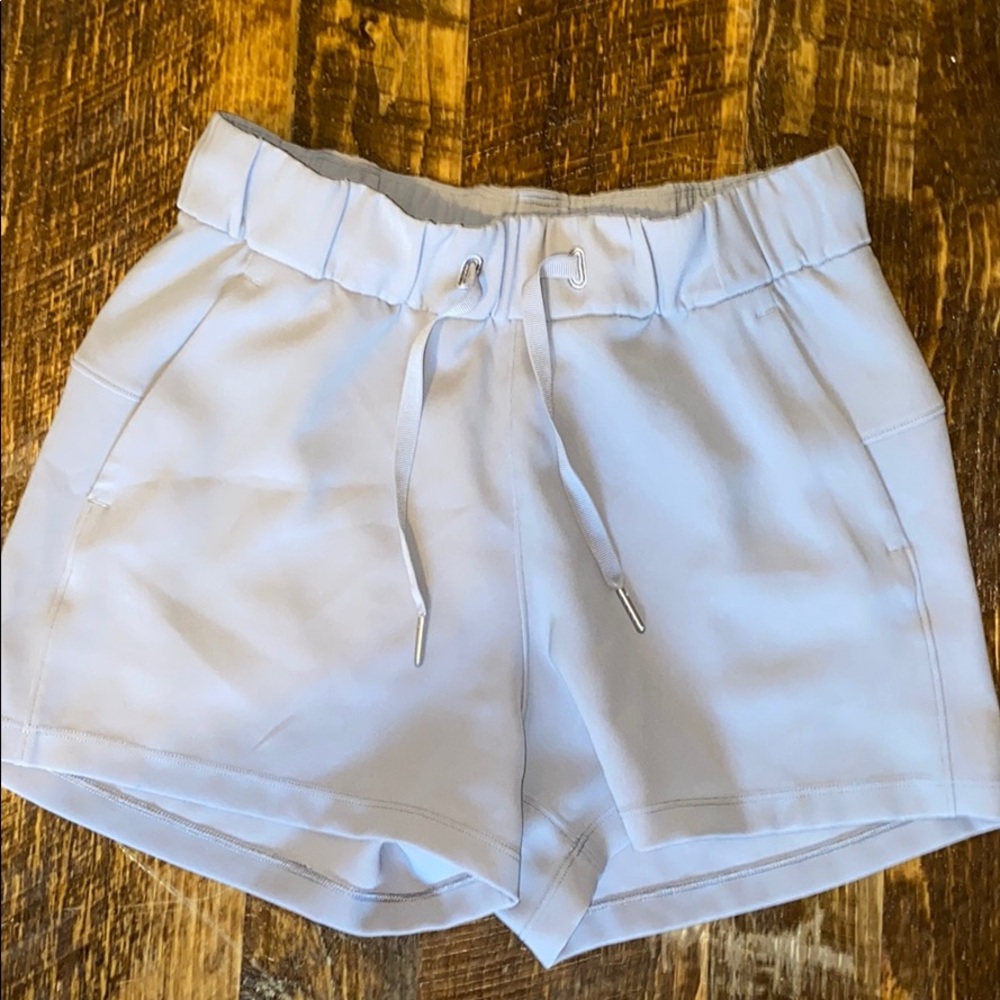 Lulu lemon on the fly grey shorts